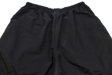 画像5: 11 米軍 U.S.ARMY ロゴ刺繍 APFU トレーニング ナイロンパンツ 黒 S/S★86 IPFU (5)