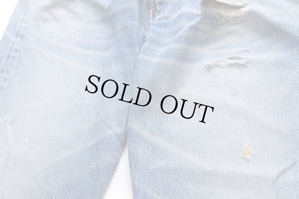 画像8: 90s USA製 Levi'sリーバイス 501 ダメージ デニムパンツ ヒゲ W40 L32★177 (8)