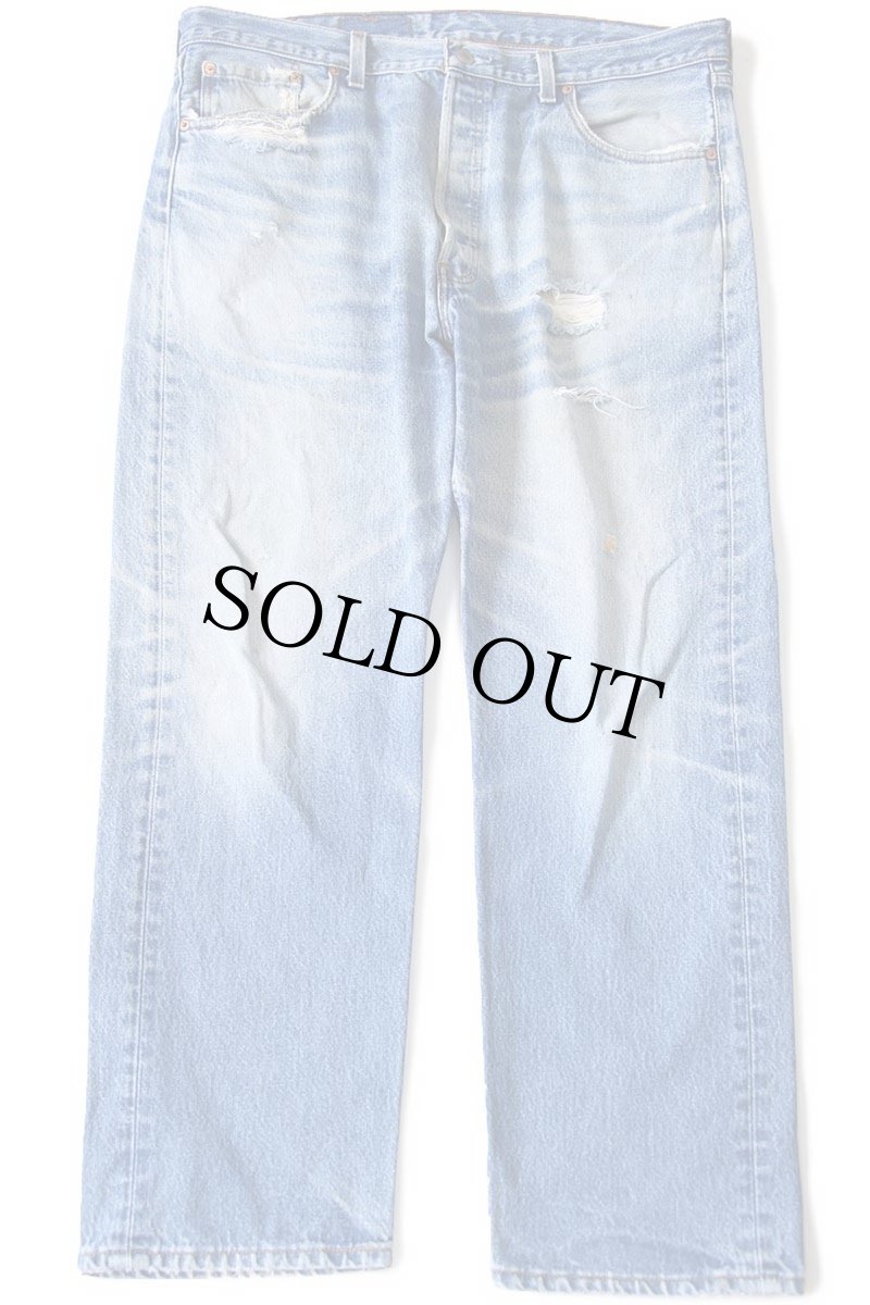 画像2: 90s USA製 Levi'sリーバイス 501 ダメージ デニムパンツ ヒゲ W40 L32★177 (2)