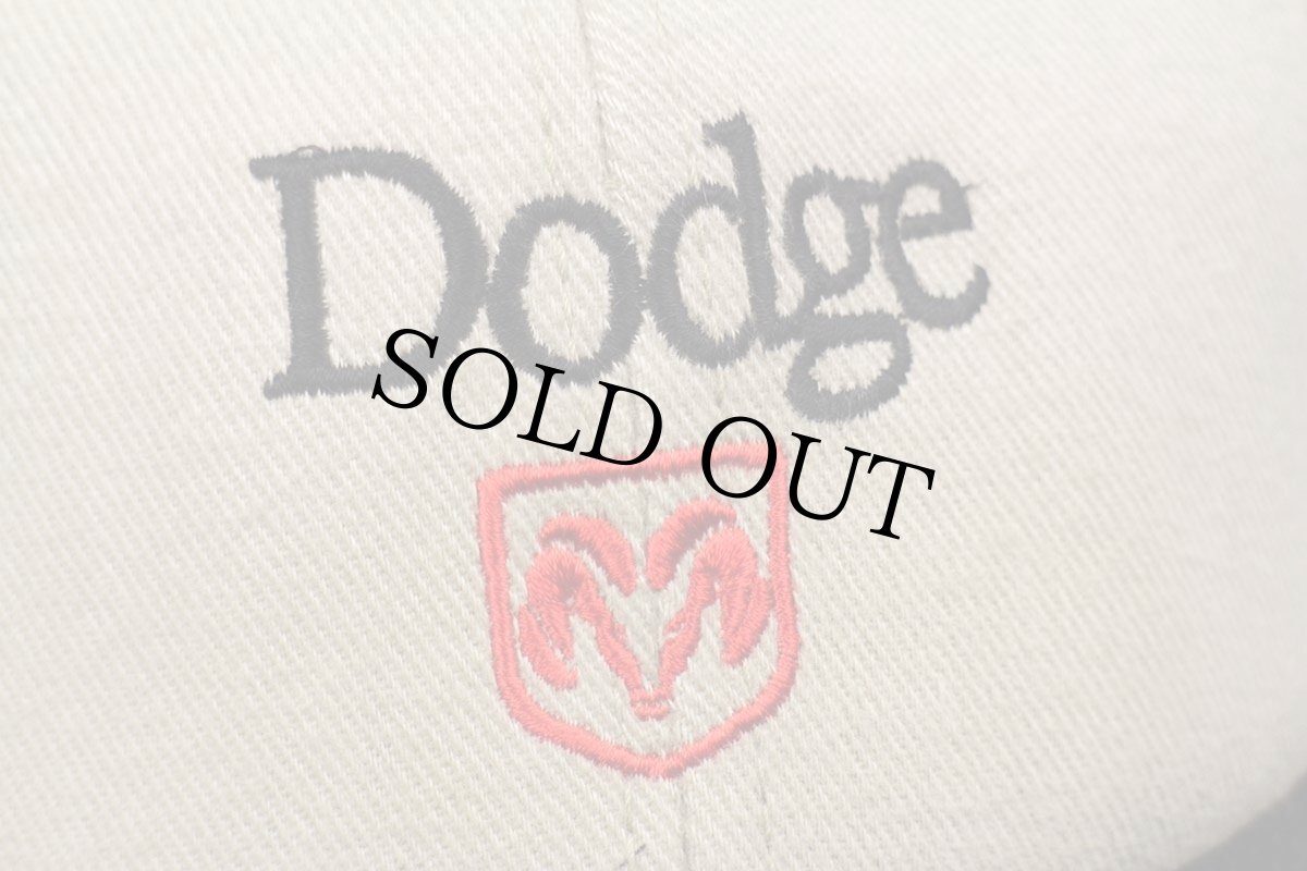 画像6: 90s USA製 Dodgeダッジ AMERICAN FARM BUREAU FEOERATION ロゴ刺繍 ツートン 切り替え コットンキャップ ベージュ×黒 (6)