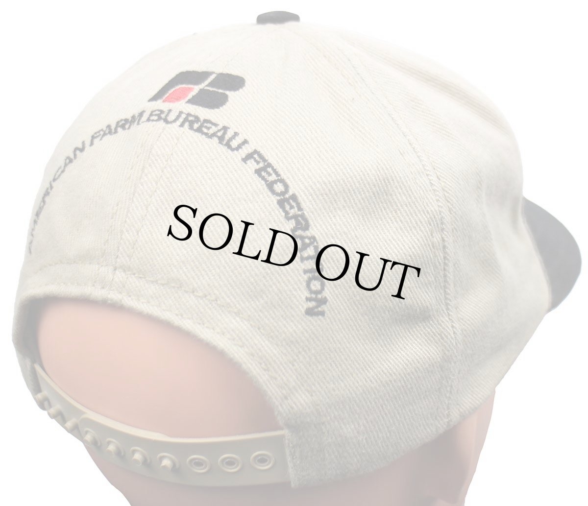 画像4: 90s USA製 Dodgeダッジ AMERICAN FARM BUREAU FEOERATION ロゴ刺繍 ツートン 切り替え コットンキャップ ベージュ×黒 (4)