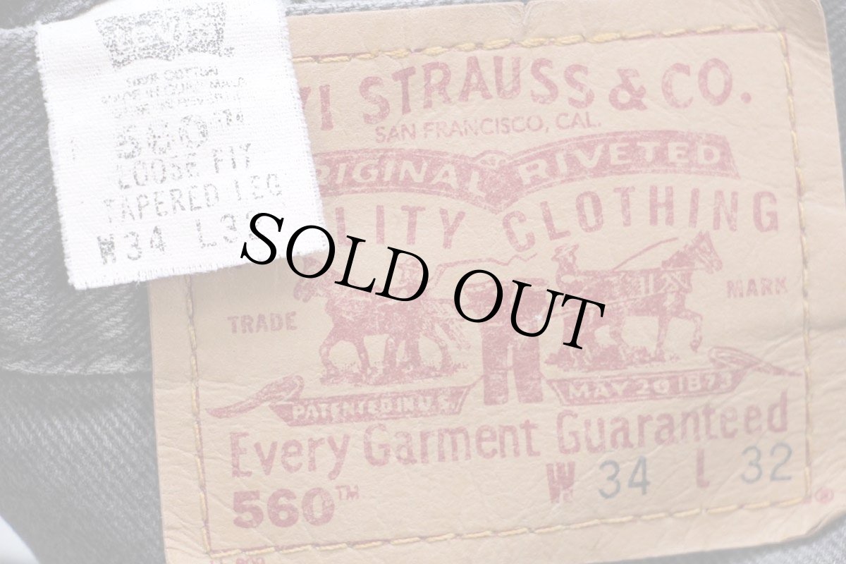 画像6: 00s Levi'sリーバイス 560 ペンキ飛び ブラック デニムパンツ フェード W34 L32 (6)