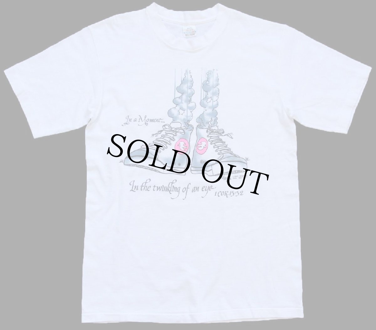 画像2: 90s USA製 In a Moment In the twinkling of an eye I COR15:52 スニーカー イラスト コットンTシャツ 白 L (2)