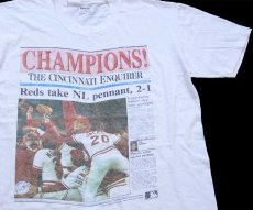 画像1: 90s USA製 MLB THE CINCINNATI REDS CHAMPIONS! ニュースペーパー フォトプリント コットンTシャツ 白 L (1)