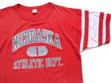 画像1: 80s USA製 Championチャンピオン NEBRASKA ATHLETIC DEPT. 三段中抜き ひび割れプリント フットボールTシャツ 赤 XL (1)