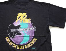 画像1: 90s BB KING KING OF THE BLUES WORLDWIDE ギター 地球 コットンTシャツ 黒 (1)