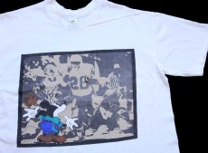 画像1: 90s USA製 DISNEYディズニー ミッキー マウス アメフト アート ダメージ コットンTシャツ 白★特大 (1)