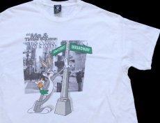 画像1: 90s USA製 WARNER BROS LOONEY TUNES バッグスバニー タイムズスクエア フォトプリント コットンTシャツ 白 XL (1)