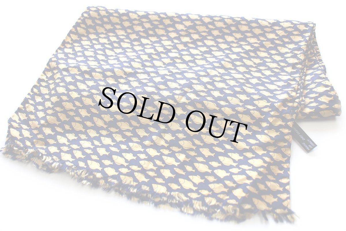 画像1: イタリア製 フィッシュ 総柄 アート シルク スカーフ (1)