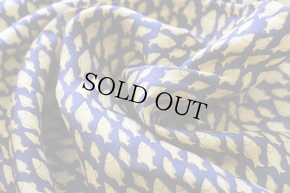 画像7: イタリア製 フィッシュ 総柄 アート シルク スカーフ (7)