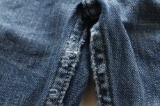 画像7: 00s トルコ製 Levi'sリーバイス 501 USED加工 後染め カラーデニムパンツ 紺 W32★SDP4071 ユーロ (7)