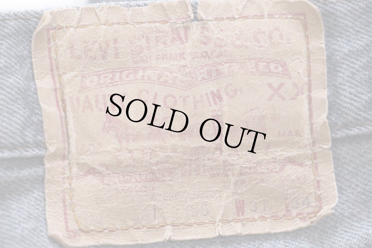 画像6: 80s USA製 Levi'sリーバイス 501 先染め ブラック デニムパンツ フェード W31 L34 (6)