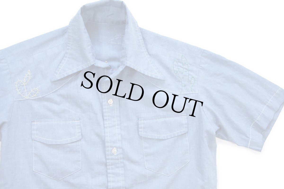 画像3: 70s ハンドメイド サボテン 太陽 刺繍入り 半袖シャンブレーシャツ (3)