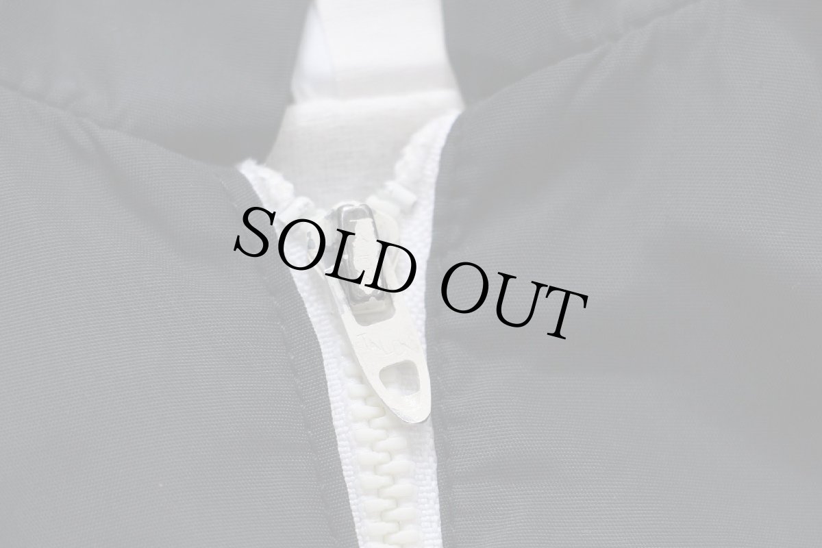 画像6: 90s USA製 Championチャンピオン LADY RAIDERS ウイングフット バックプリント ハーフジップ プルオーバー ナイロンパーカー 黒 XL (6)