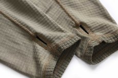 画像6: 米軍 ECWCS GEN3 LEVEL2 グリッドフリースシャツ コヨーテブラウン L-L (6)