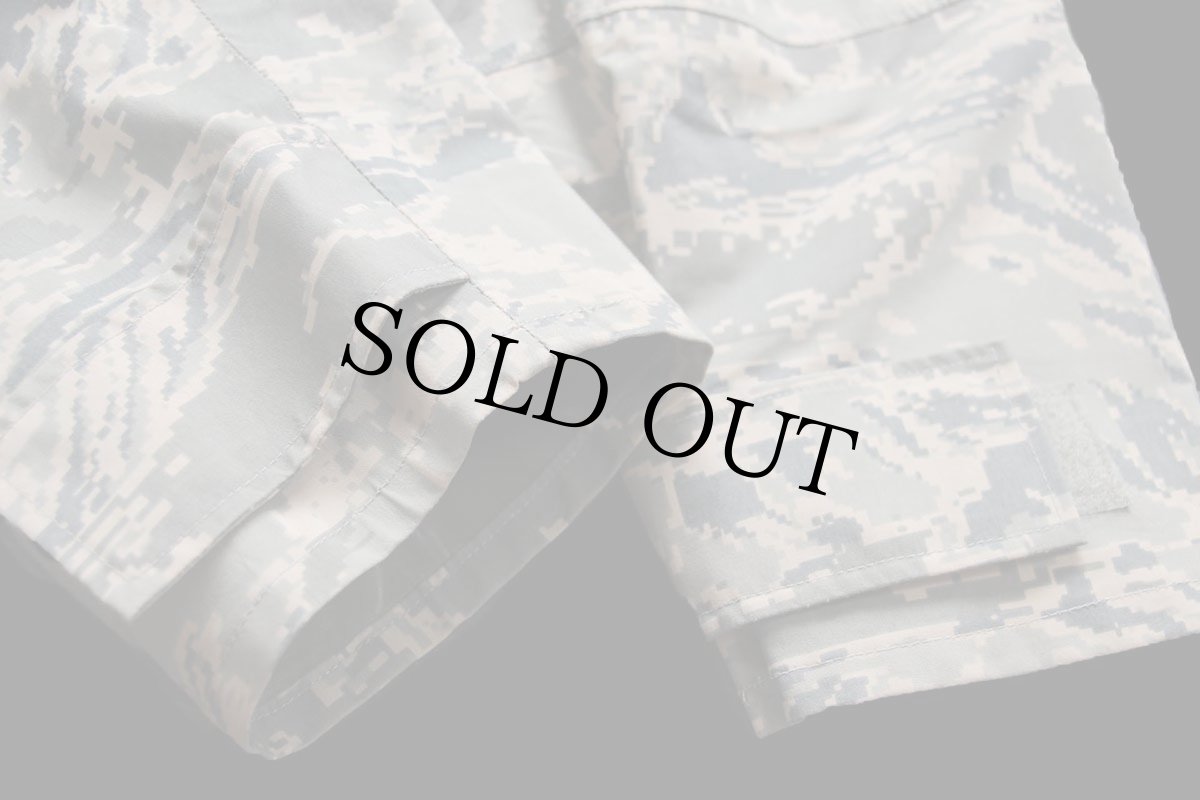 画像7: 00s USA製 米軍 USAF APECS ABU デジタル タイガーカモ GORE-TEX ゴアテックスパーカー L-L (7)