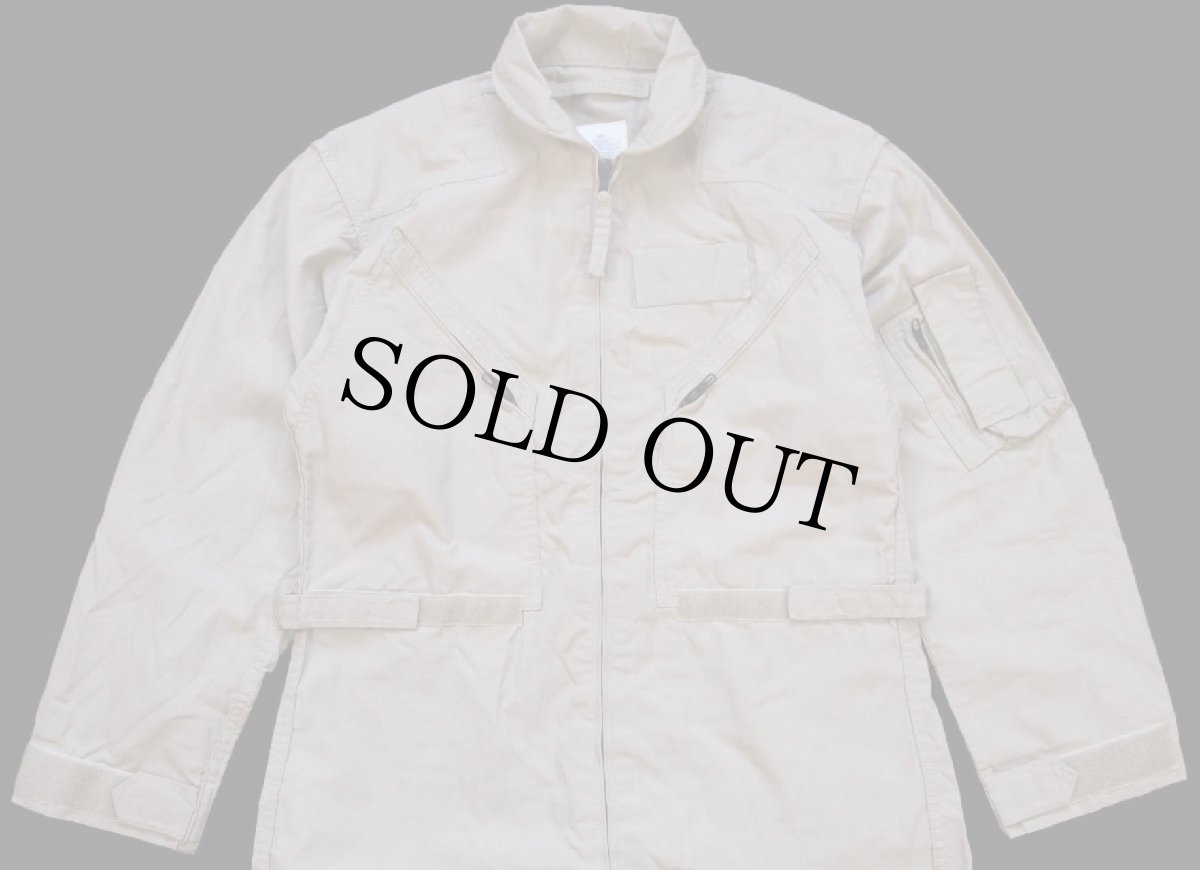 画像1: 12 米軍 CWU-27/P カバーオール NOMEX フライトスーツ タン 42R★つなぎ (1)