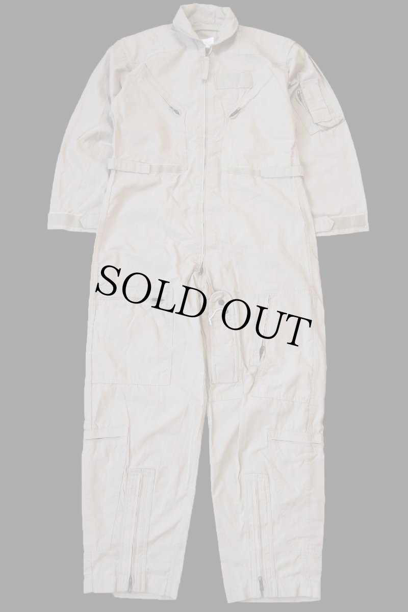 画像2: 12 米軍 CWU-27/P カバーオール NOMEX フライトスーツ タン 42R★つなぎ (2)