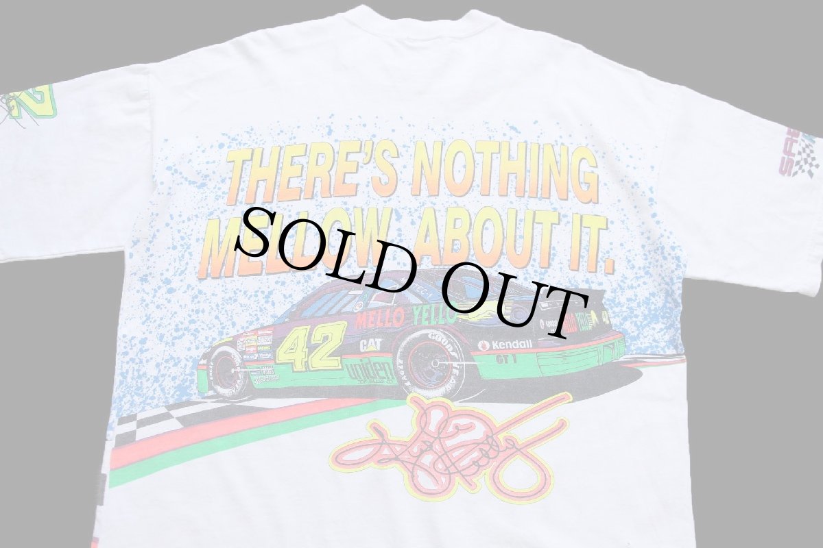 画像4: 90s USA製 NASCAR Kyle Petty MELLO YELLO チェッカーフラッグ オールオーバープリント コットンTシャツ 白 L (4)