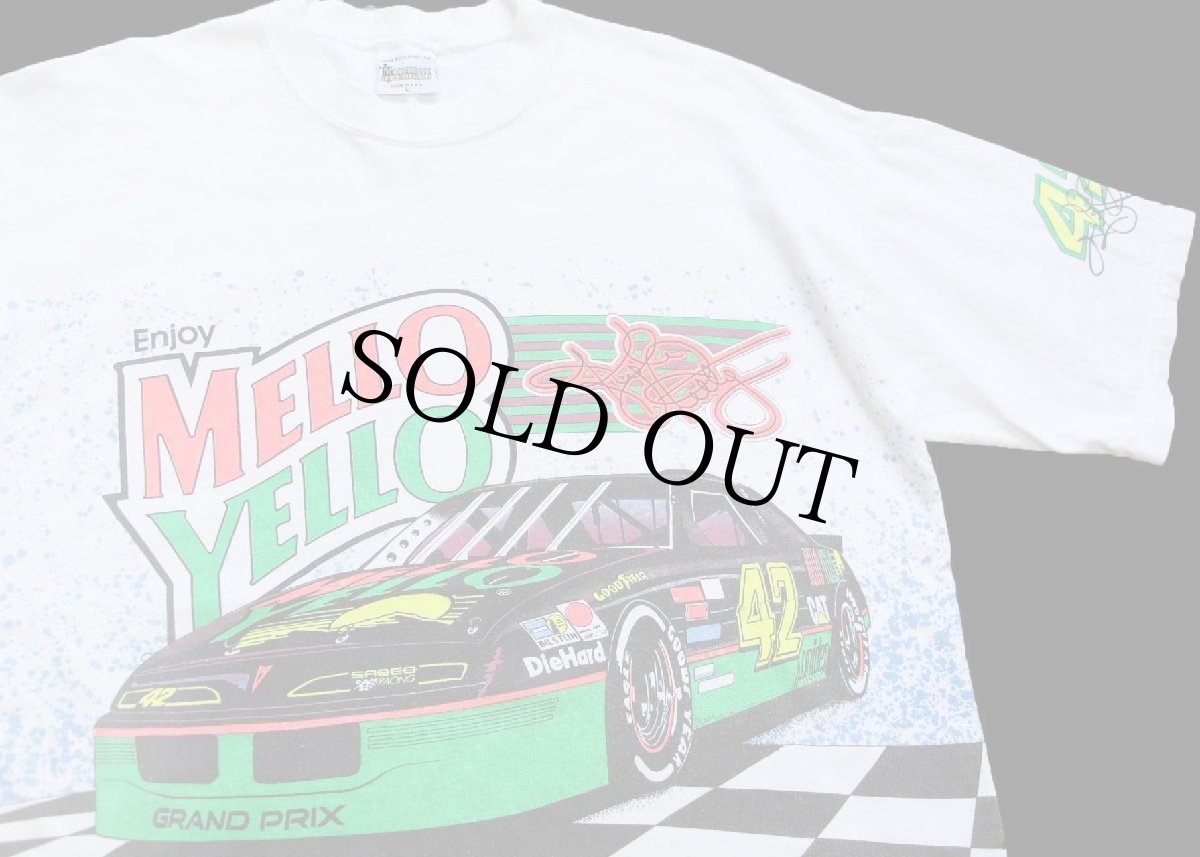 画像3: 90s USA製 NASCAR Kyle Petty MELLO YELLO チェッカーフラッグ オールオーバープリント コットンTシャツ 白 L (3)