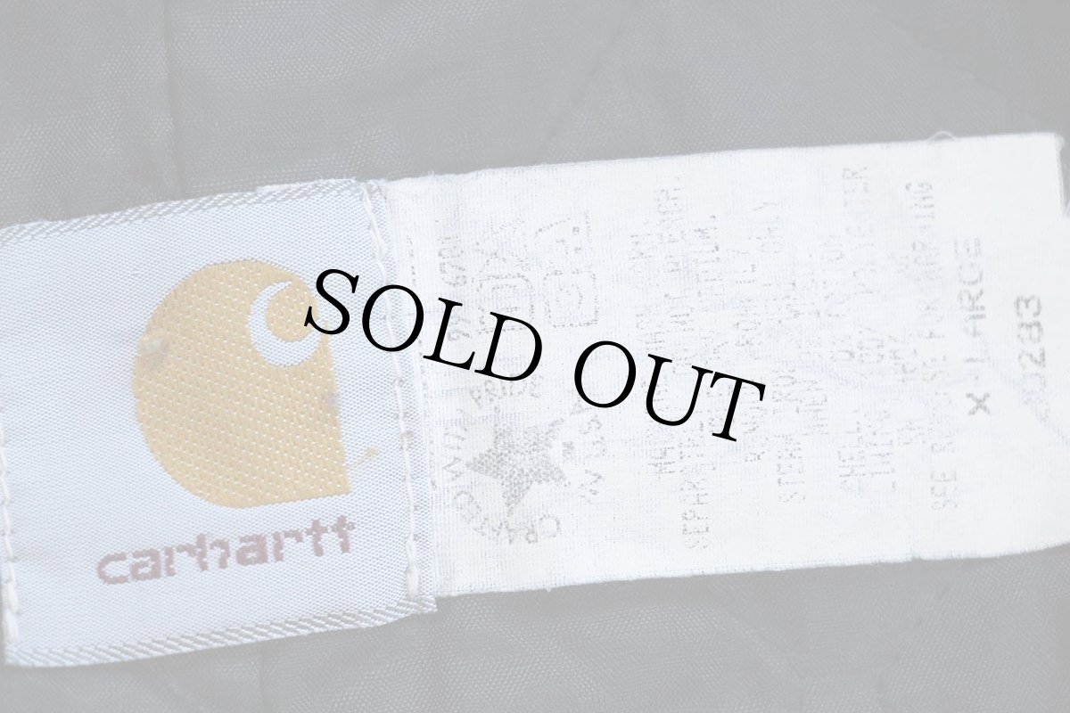 画像4: 90s USA製 carharttカーハート 刺繍入り キルティングライナー ダック地 アクティブジャケット パーカー 紺 フェード XL (4)