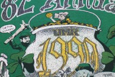 画像4: 90s USA製 RUSSELLラッセル 82nd Annual ST.PAT'S UMR 1990 ひび割れプリント 前V スウェット 緑 L (4)