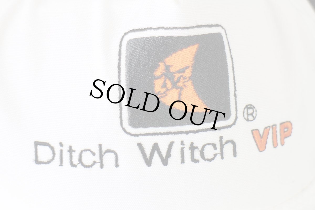 画像5: デッドストック★80s USA製 Ditch Witch VIP ロゴ刺繍 キャップ 白 (5)