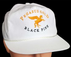 画像1: デッドストック★80s USA製 PEGASUS GOLD BLACK PINE ペガサス 刺繍 キャップ 白 (1)