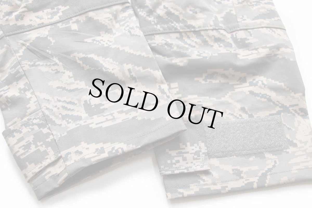 画像7: デッドストック★00s 米軍 USAF APECS ABU デジタル タイガーカモ GORE-TEX ゴアテックスパーカー S-S★10 (7)