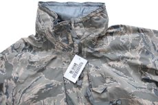 画像3: デッドストック★00s 米軍 USAF APECS ABU デジタル タイガーカモ GORE-TEX ゴアテックスパーカー S-R★06 (3)
