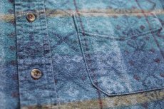 画像5: 90s USA製 L.L.Bean フォークロア柄 ボタンダウン コットン シャモアクロスシャツ XL (5)