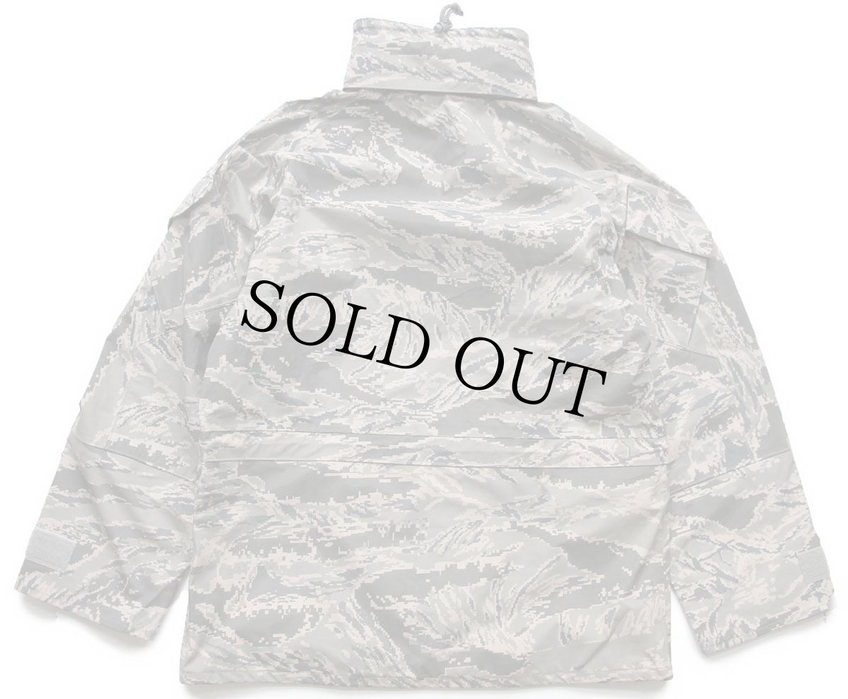 画像2: デッドストック★00s 米軍 USAF APECS ABU デジタル タイガーカモ GORE-TEX ゴアテックスパーカー S-R★08 (2)