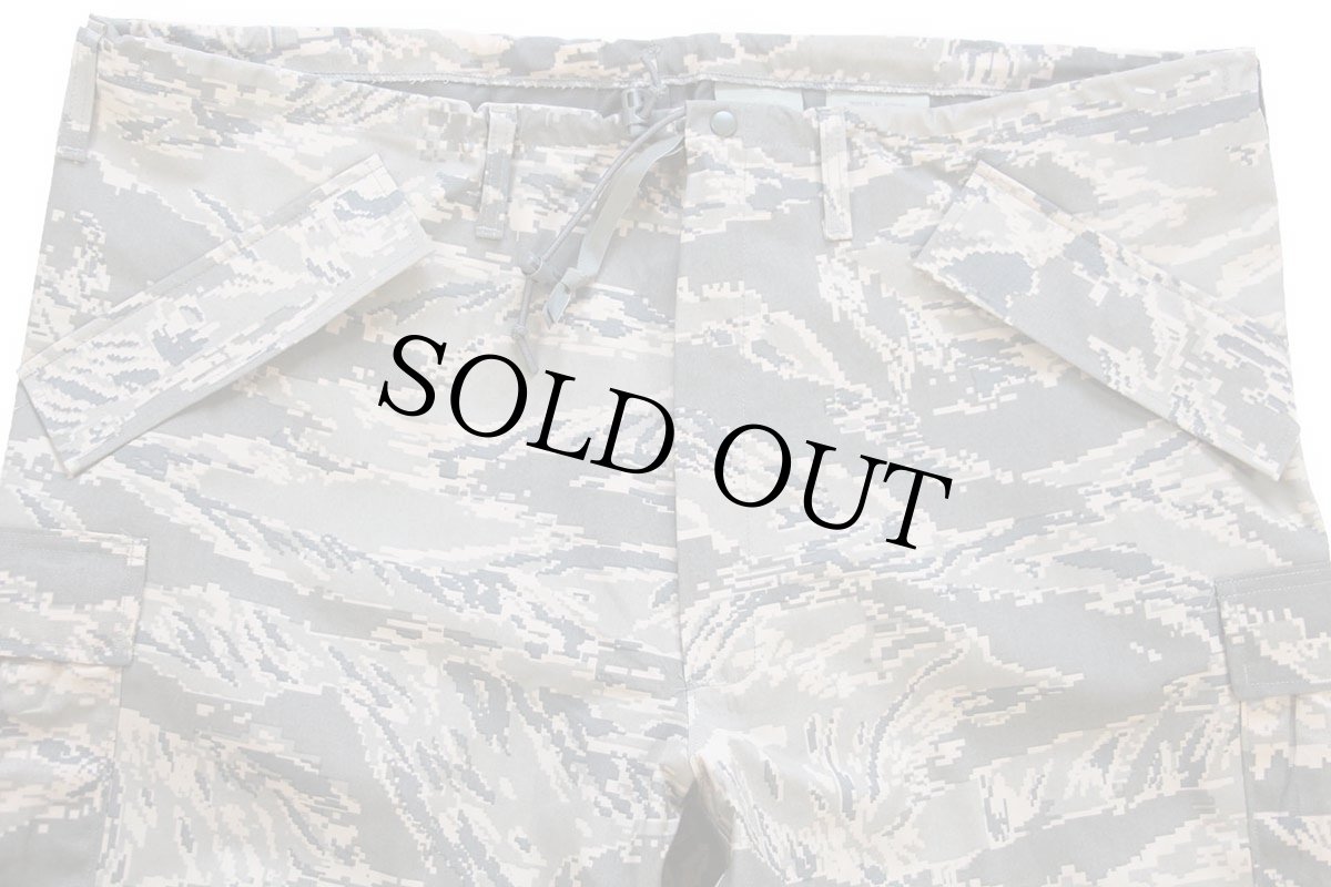 画像4: デッドストック★00s 米軍 USAF APECS ABU デジタル タイガーカモ GORE-TEXゴアテックス ナイロン カーゴ オーバーパンツ XL-R★04 (4)