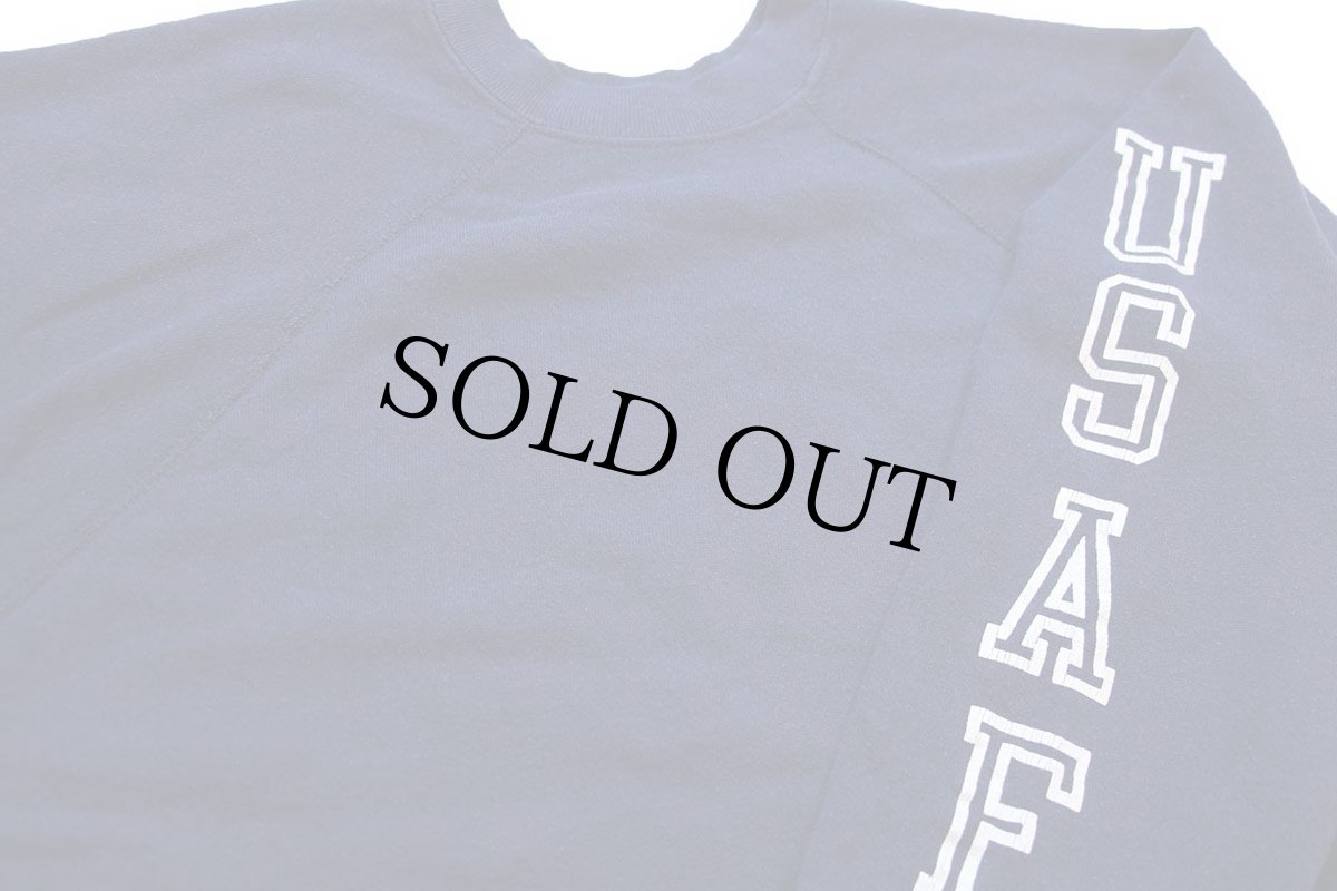 画像3: 80s USA製 ARTEX USAF ひび割れ袖プリント スウェット 紺 L (3)