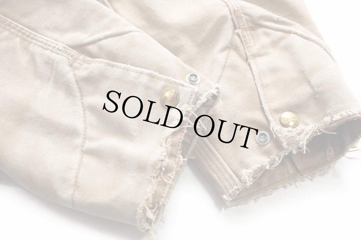 画像8: 00s USA製 carharttカーハート ブランケットライナー ダック地 デトロイトジャケット ボロ 茶 フェード 44R (8)