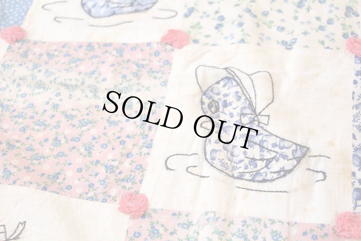 画像7: ビンテージ ハンドメイド 小花柄×小鳥×ランダムドット柄 パッチワーク キルトラグ (7)