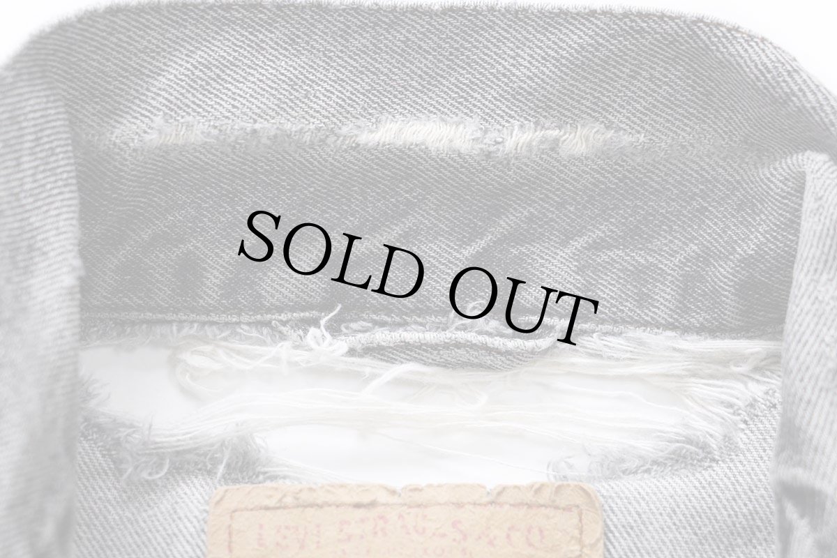 画像5: 90s Levi'sリーバイス 70503 先染め ブラック デニムジャケット 4ポケット ボロ XL★ユーロ (5)