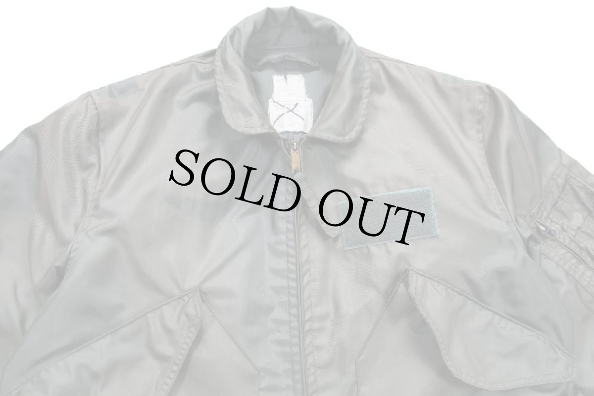 画像3: 80s 米軍 USAF CWU-36/P フライトジャケット 初期型 セージグリーン フェード M (3)