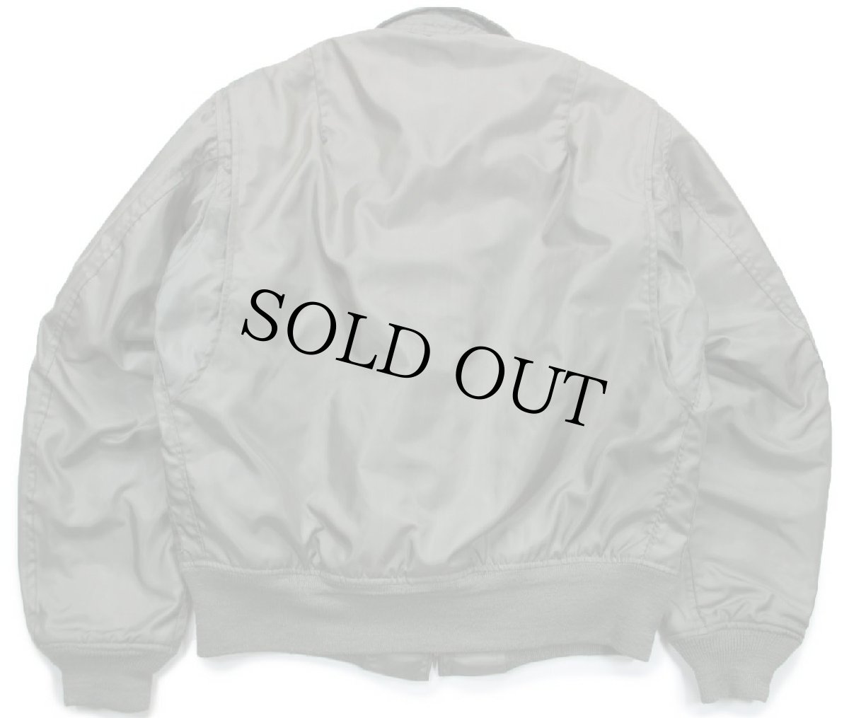 画像2: 80s 米軍 USAF CWU-36/P フライトジャケット 初期型 セージグリーン フェード M (2)