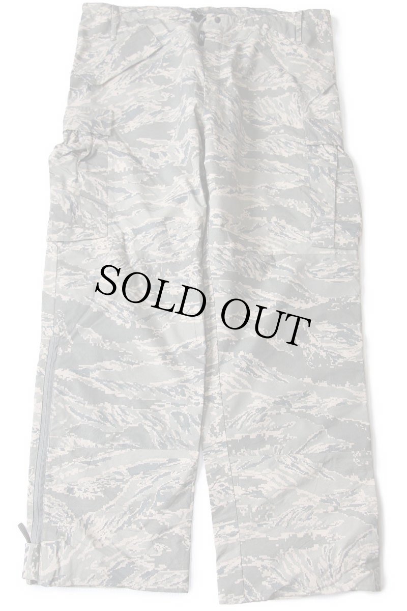 画像2: 00s 米軍 USAF APECS ABU デジタル タイガーカモ GORE-TEXゴアテックス ナイロン カーゴ オーバーパンツ L-L (2)