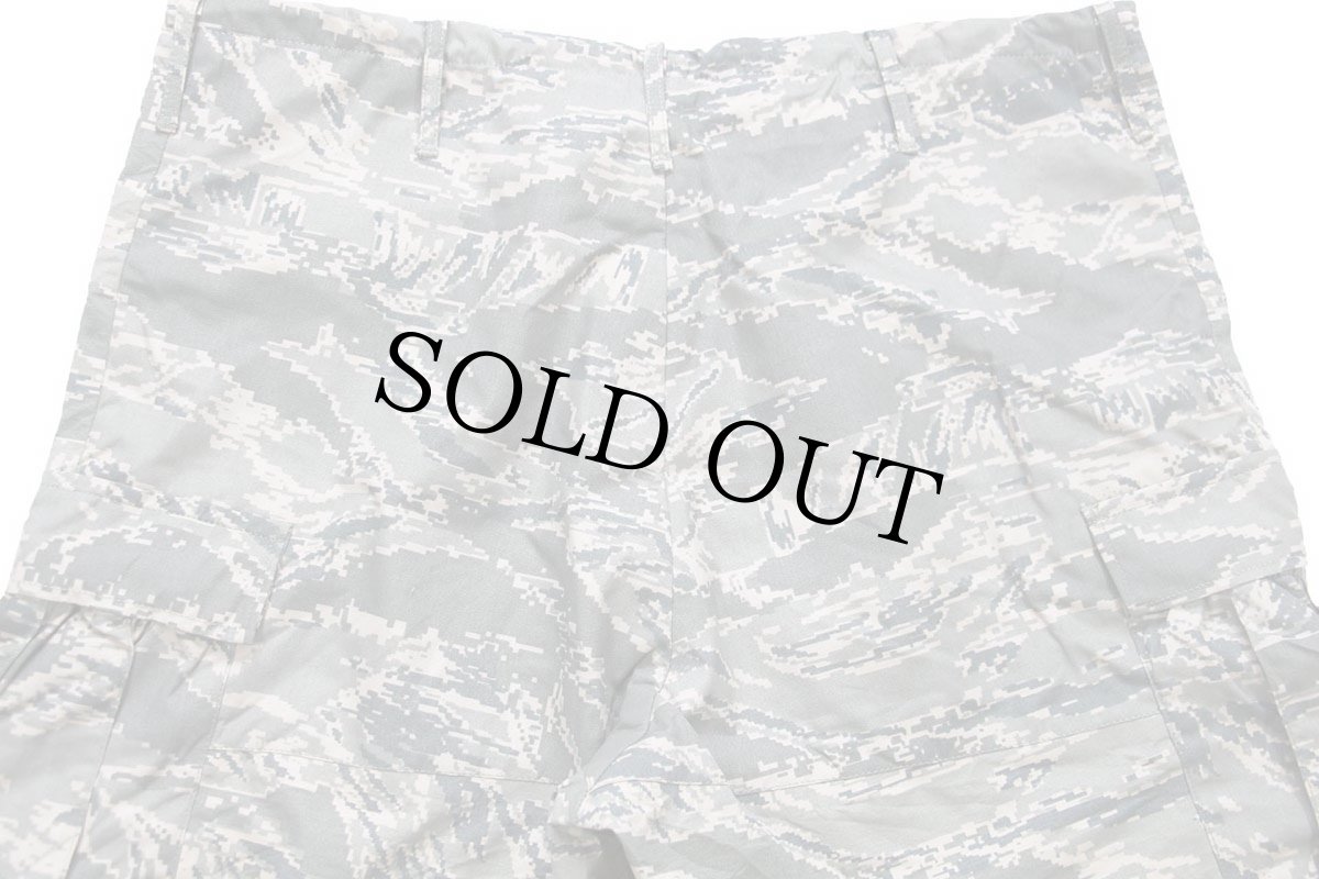 画像5: 00s 米軍 USAF APECS ABU デジタル タイガーカモ GORE-TEXゴアテックス ナイロン カーゴ オーバーパンツ L-L (5)