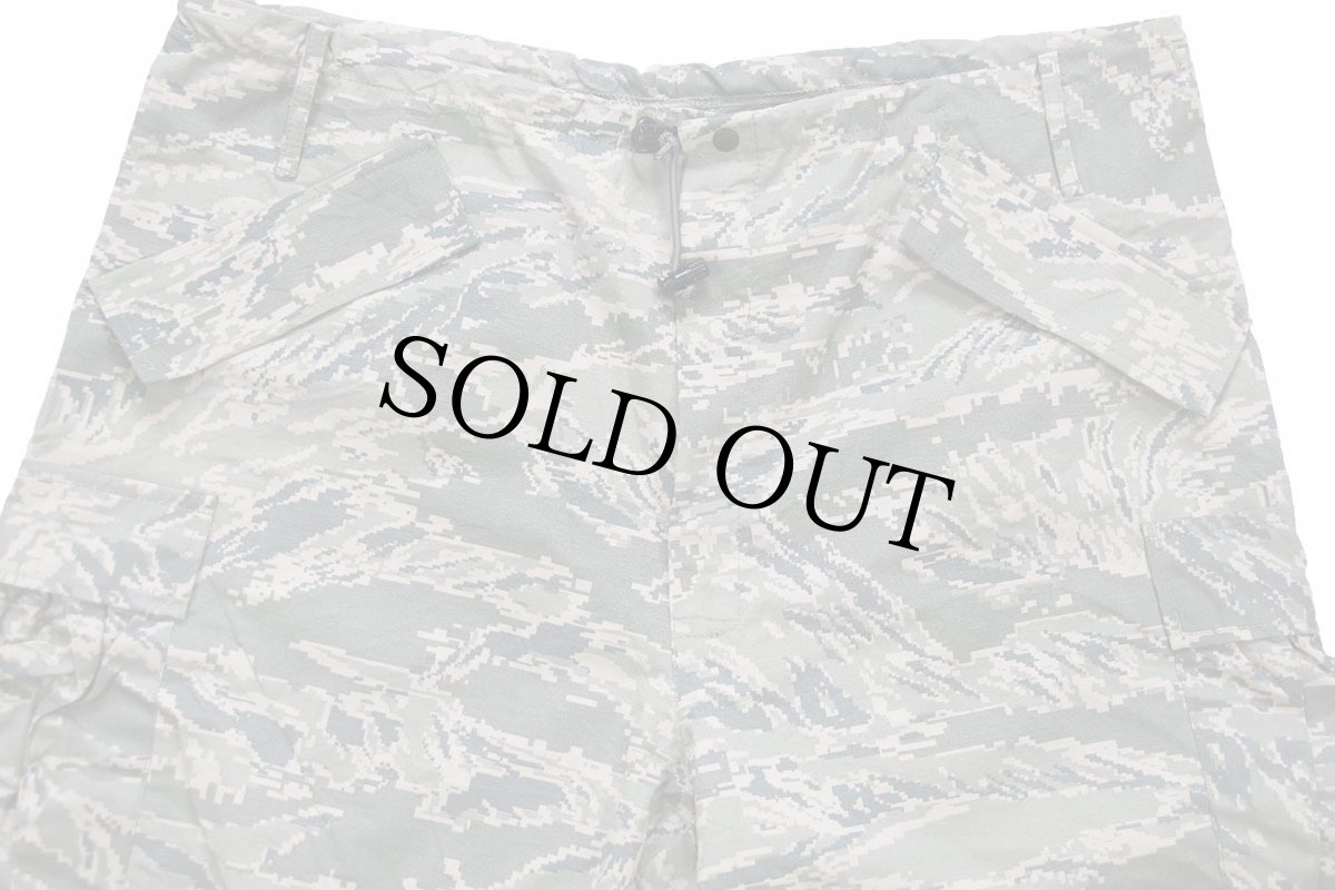 画像4: 00s 米軍 USAF APECS ABU デジタル タイガーカモ GORE-TEXゴアテックス ナイロン カーゴ オーバーパンツ L-L (4)