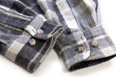 画像6: 90s carharttカーハート チェック コットン フランネルシャツ (6)