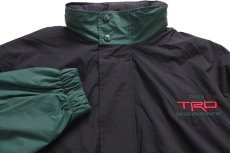 画像3: 90s TOYOTA トヨタ TRD RACING DEVELOPMENT ロゴ刺繍 ツートン ナイロンジャケット 黒×緑 L (3)