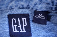 画像4: 90s カナダ製 GAPギャップ ボタンダウン デニムシャツ M (4)