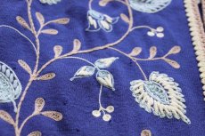 画像5: 60s オーストリア製 Merino ペイズリー フラワー ステッチ&チェーン刺繍 ノーカラー ウールニット カーディガン 青紫 36 (5)