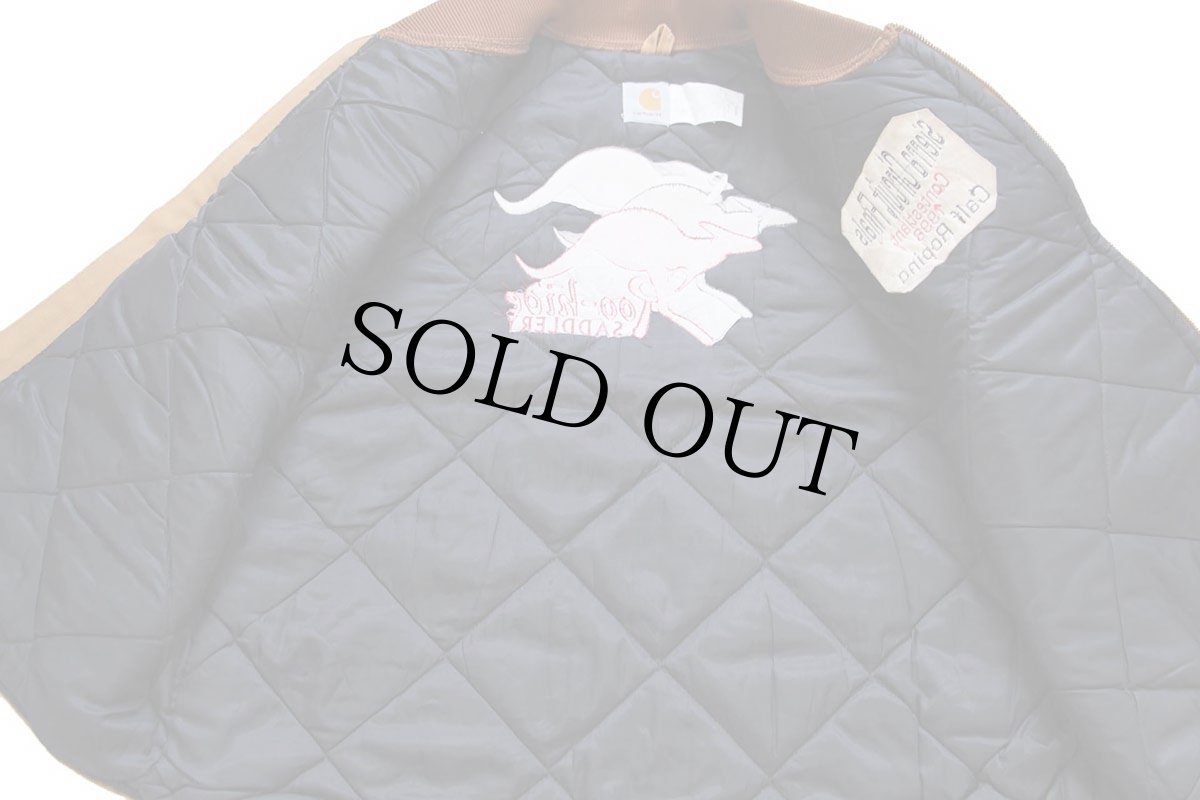 画像6: 90s USA製 carharttカーハート Sierra Circuit Finals Roo-hide SADDLERY カンガルー 刺繍 キルティングライナー ダックベスト 茶 XL (6)