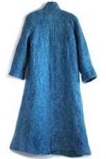 画像3: アイルランド製 Donegal Design スタンドカラー ハンドニット モヘヤ×ウール パイル ロング コート ブルー ミックス (3)