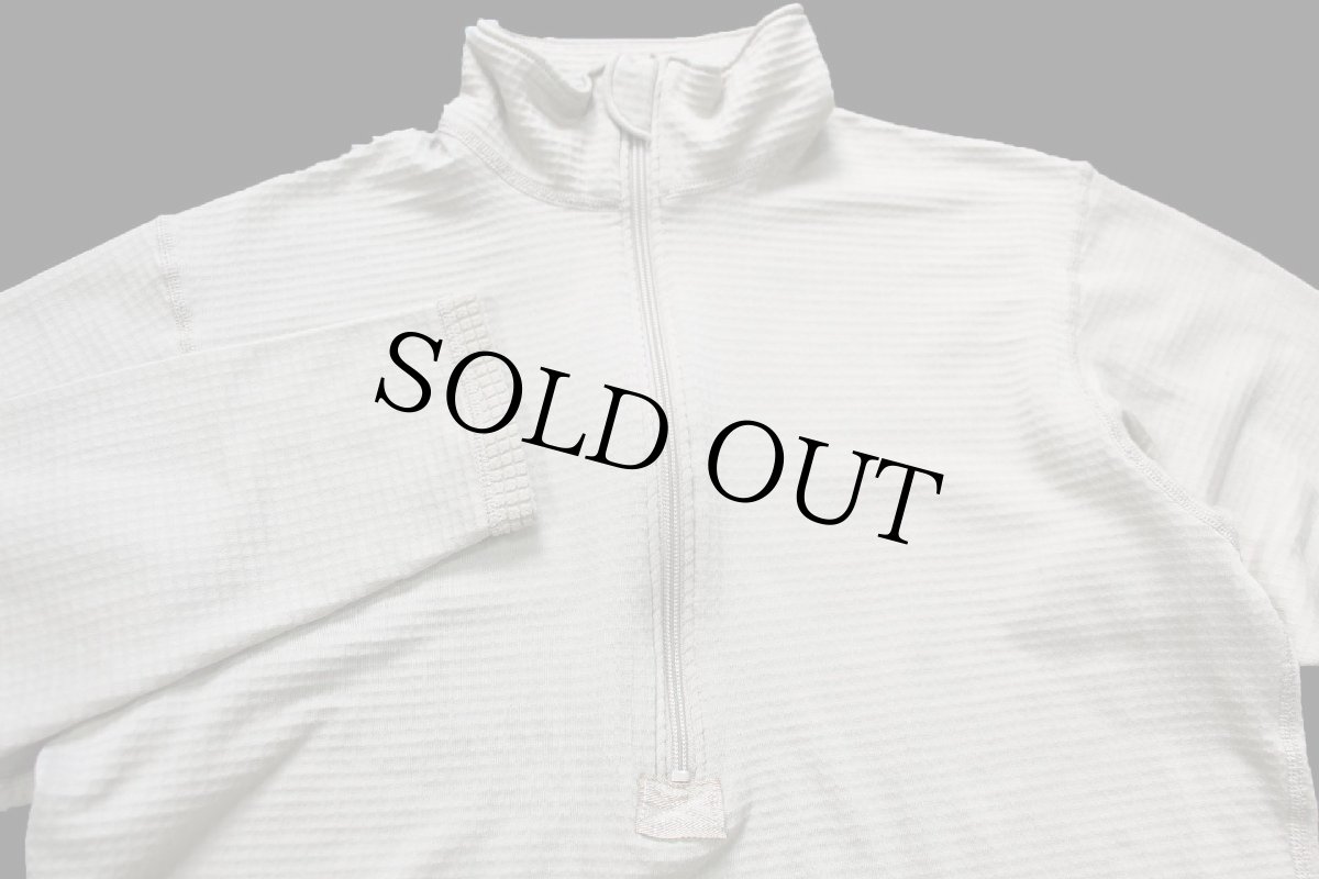 画像3: 米軍 ECWCS GEN3 LEVEL2 グリッドフリースシャツ サンドベージュ M-R (3)