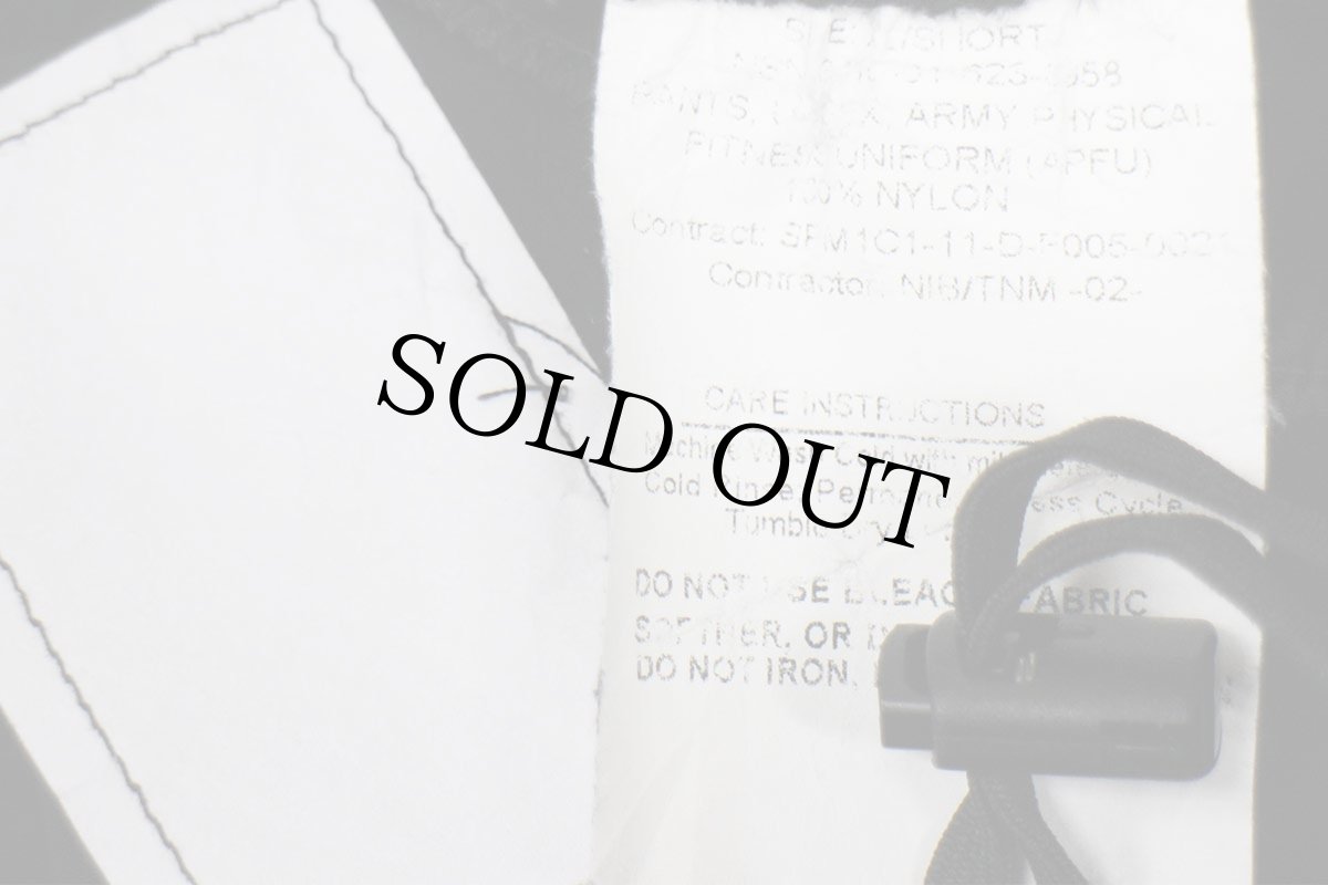 画像6: 11 米軍 U.S.ARMY ロゴ刺繍 APFU トレーニング ナイロンパンツ 黒 XL/S★149 IPFU (6)